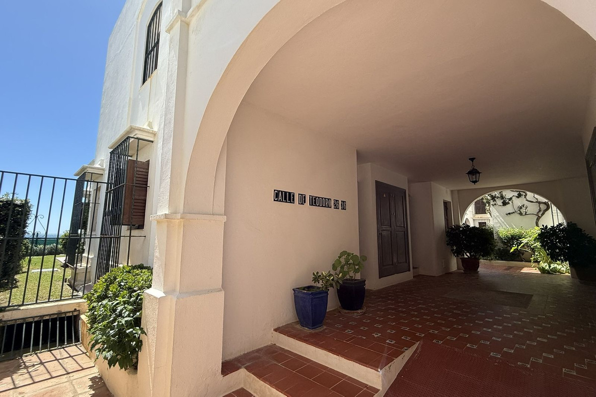 Huis te koop in Estepona | 5 slaapkamers H5156122