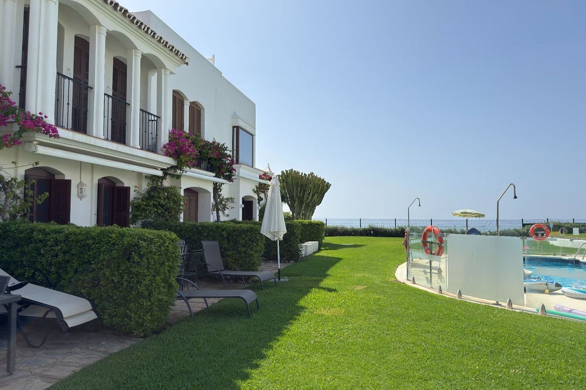 Huis te koop in Estepona | 5 slaapkamers H5156122