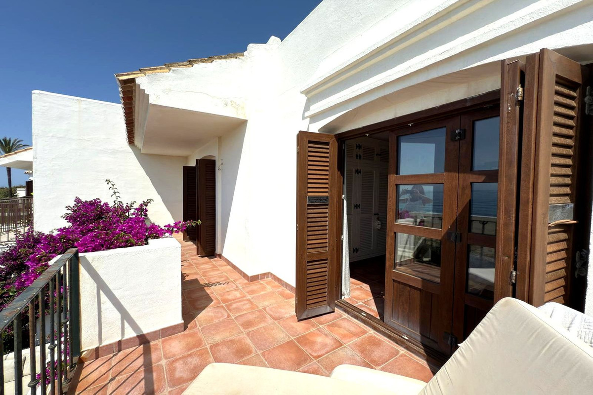 Huis te koop in Estepona | 5 slaapkamers H5156122