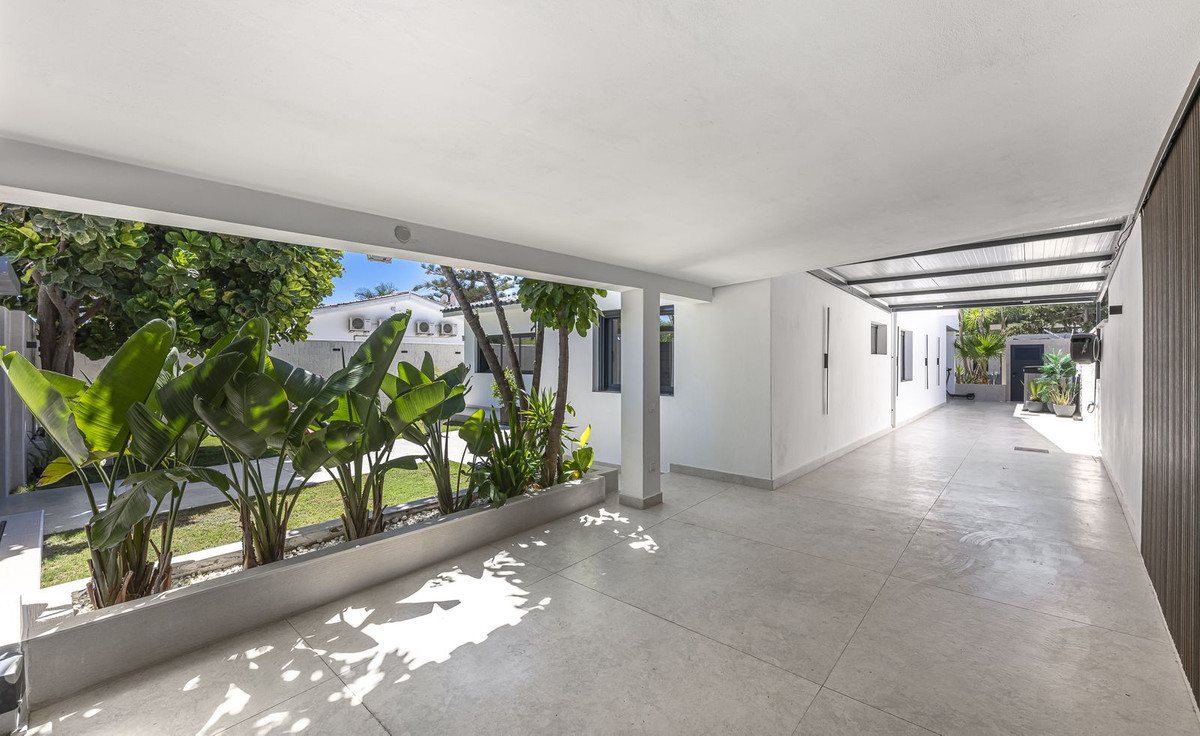 Huis te koop in Estepona | 3 slaapkamers H5156197