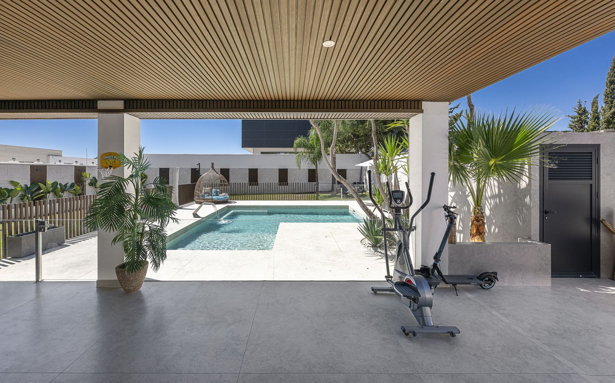 Huis te koop in Estepona | 3 slaapkamers H5156197
