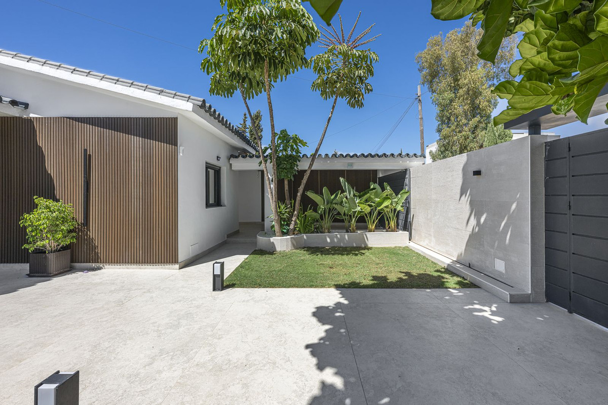 Huis te koop in Estepona | 3 slaapkamers H5156197