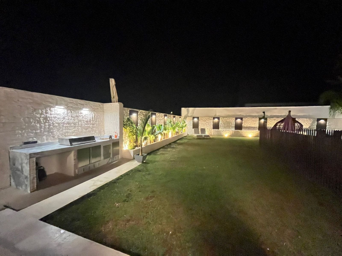 Huis te koop in Estepona | 3 slaapkamers H5156197