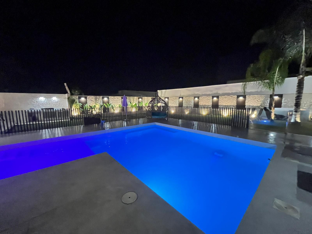 Huis te koop in Estepona | 3 slaapkamers H5156197