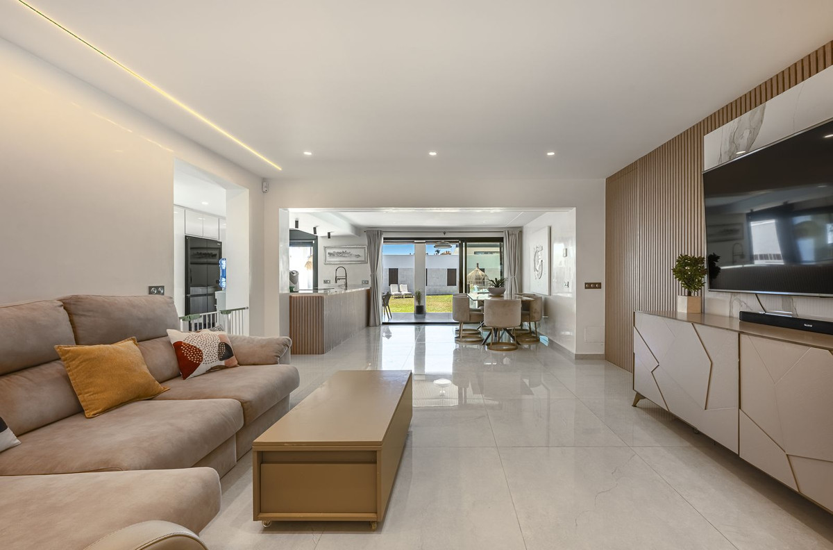 Huis te koop in Estepona | 3 slaapkamers H5156197