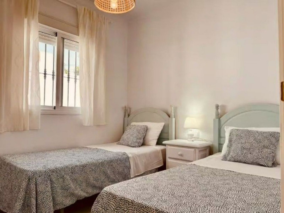 Huis te koop in Estepona | 3 slaapkamers H5156242