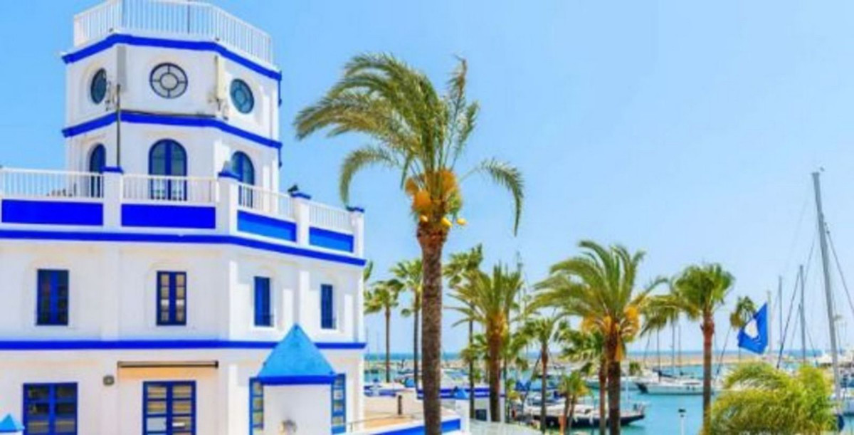 Huis te koop in Estepona | 3 slaapkamers H5156242