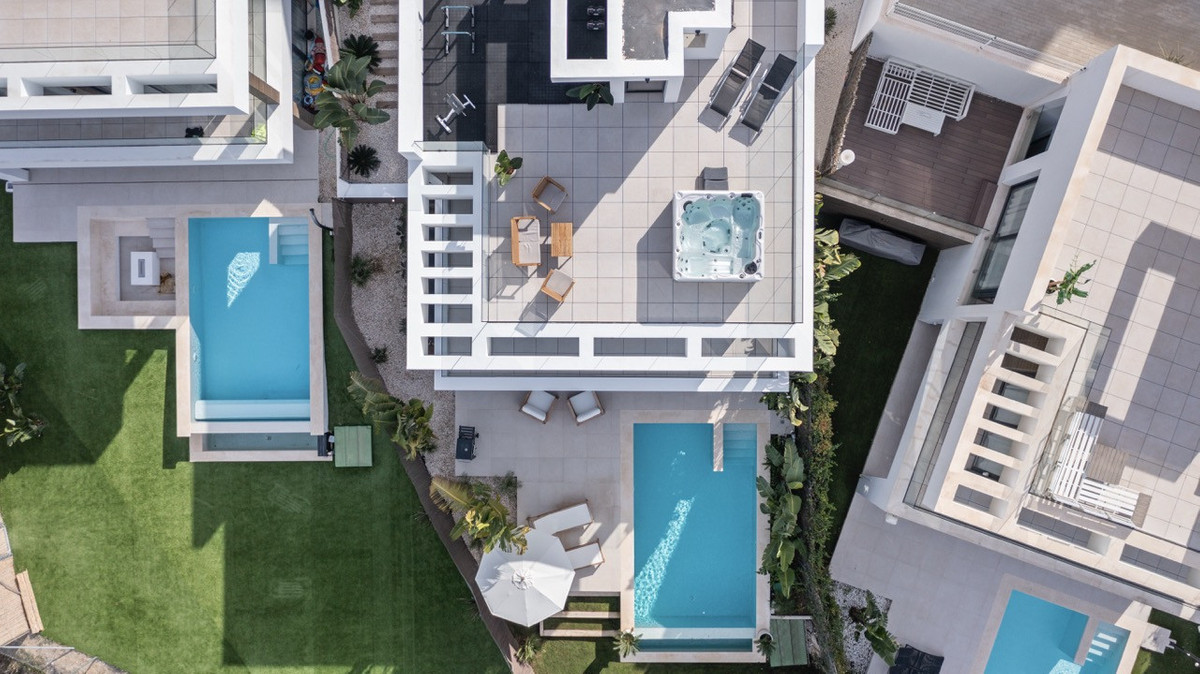 Huis te koop in Estepona | 6 slaapkamers H5159770