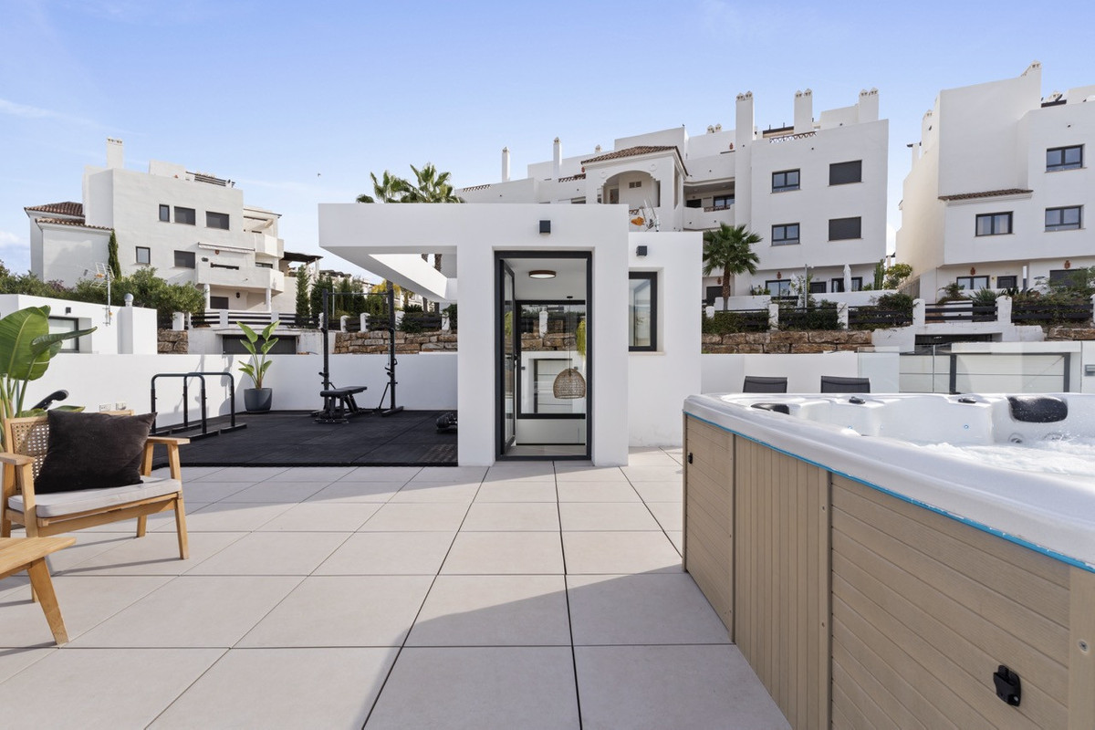 Huis te koop in Estepona | 6 slaapkamers H5159770