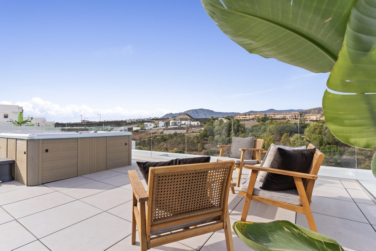 Huis te koop in Estepona | 6 slaapkamers H5159770