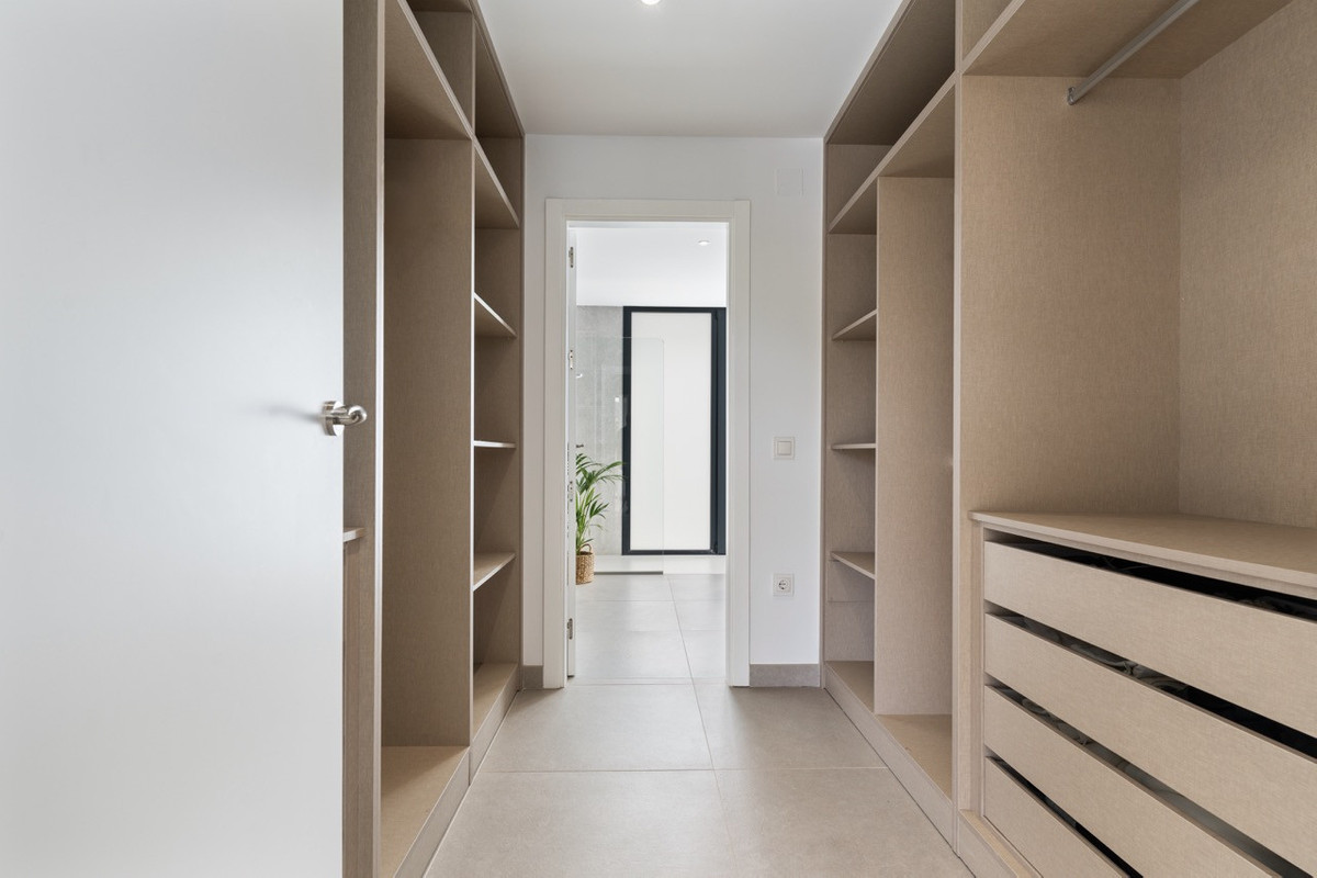Huis te koop in Estepona | 6 slaapkamers H5159770