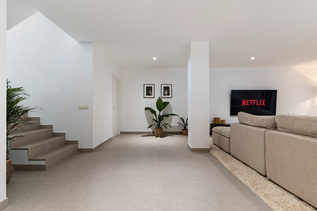 Huis te koop in Estepona | 6 slaapkamers H5159770
