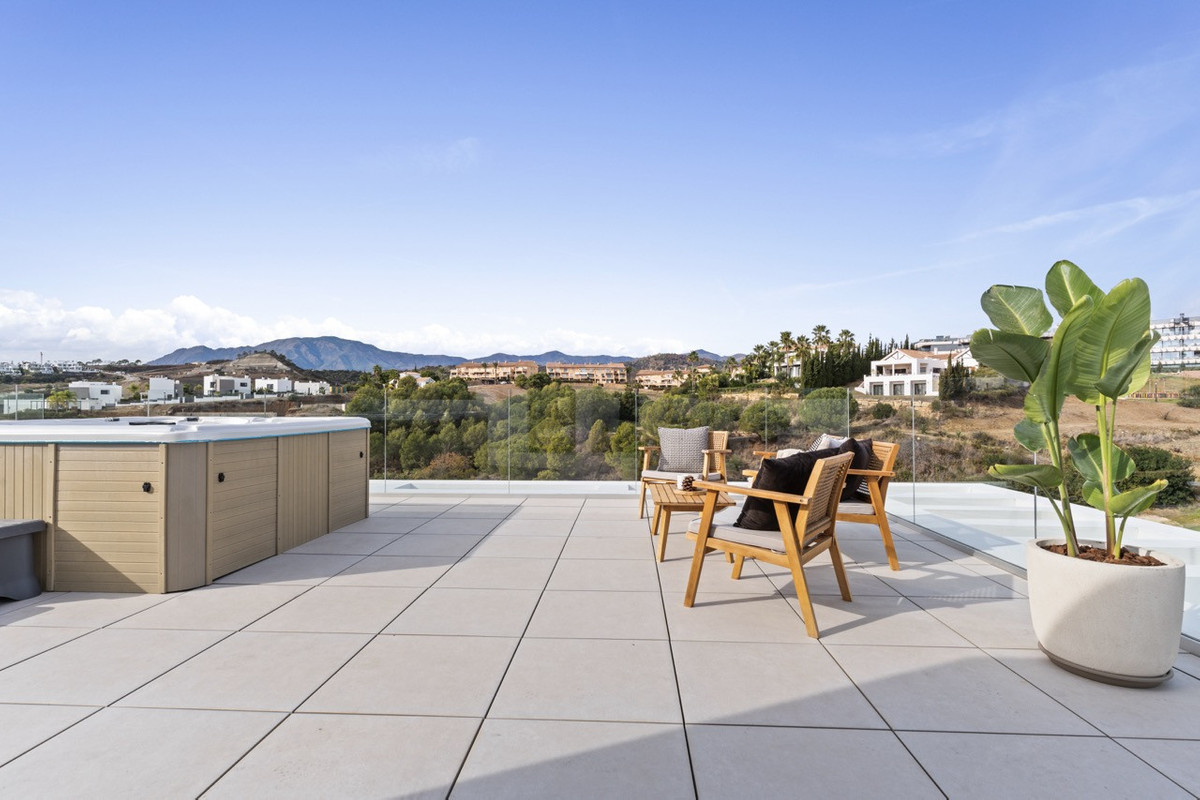 Huis te koop in Estepona | 6 slaapkamers H5159770