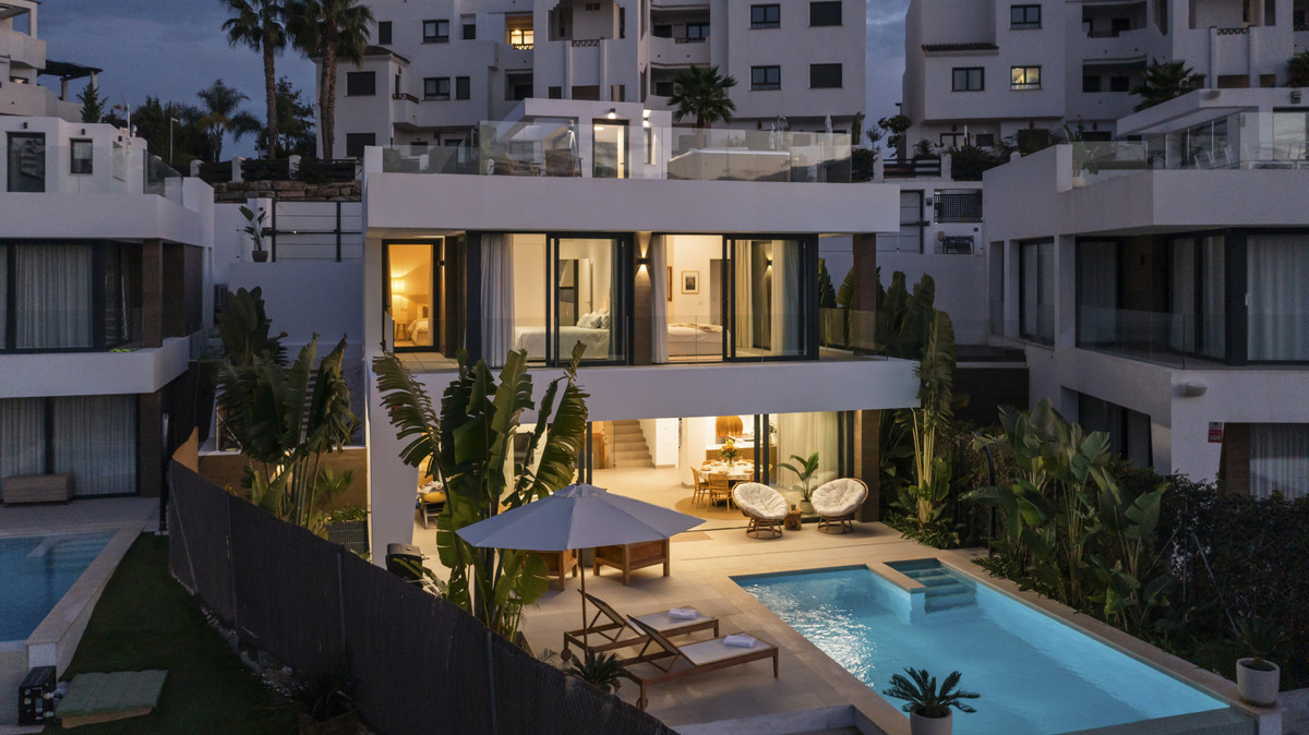 Huis te koop in Estepona | 6 slaapkamers H5159770