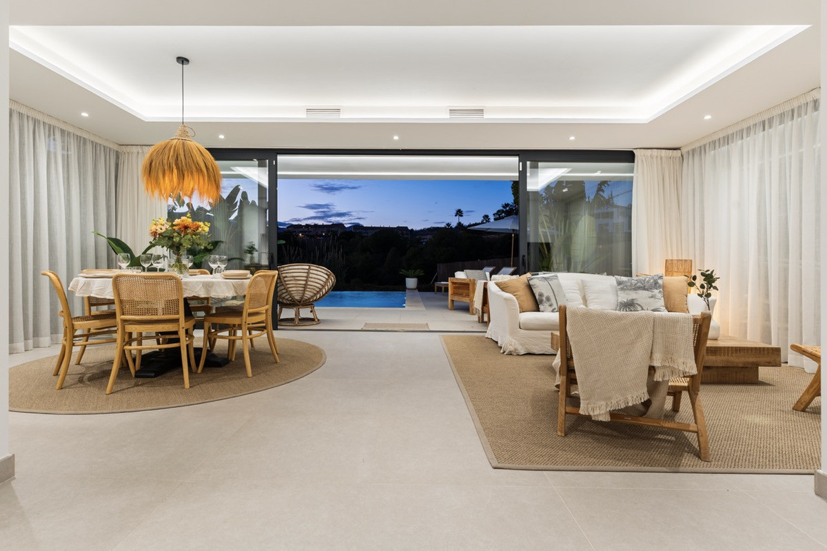 Huis te koop in Estepona | 6 slaapkamers H5159770