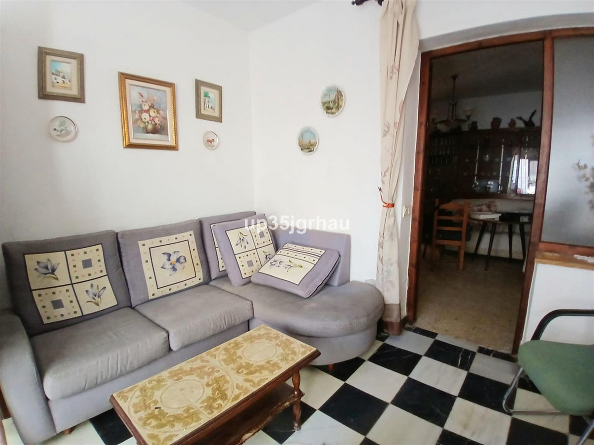Huis te koop in Estepona | 5 slaapkamers H5160196