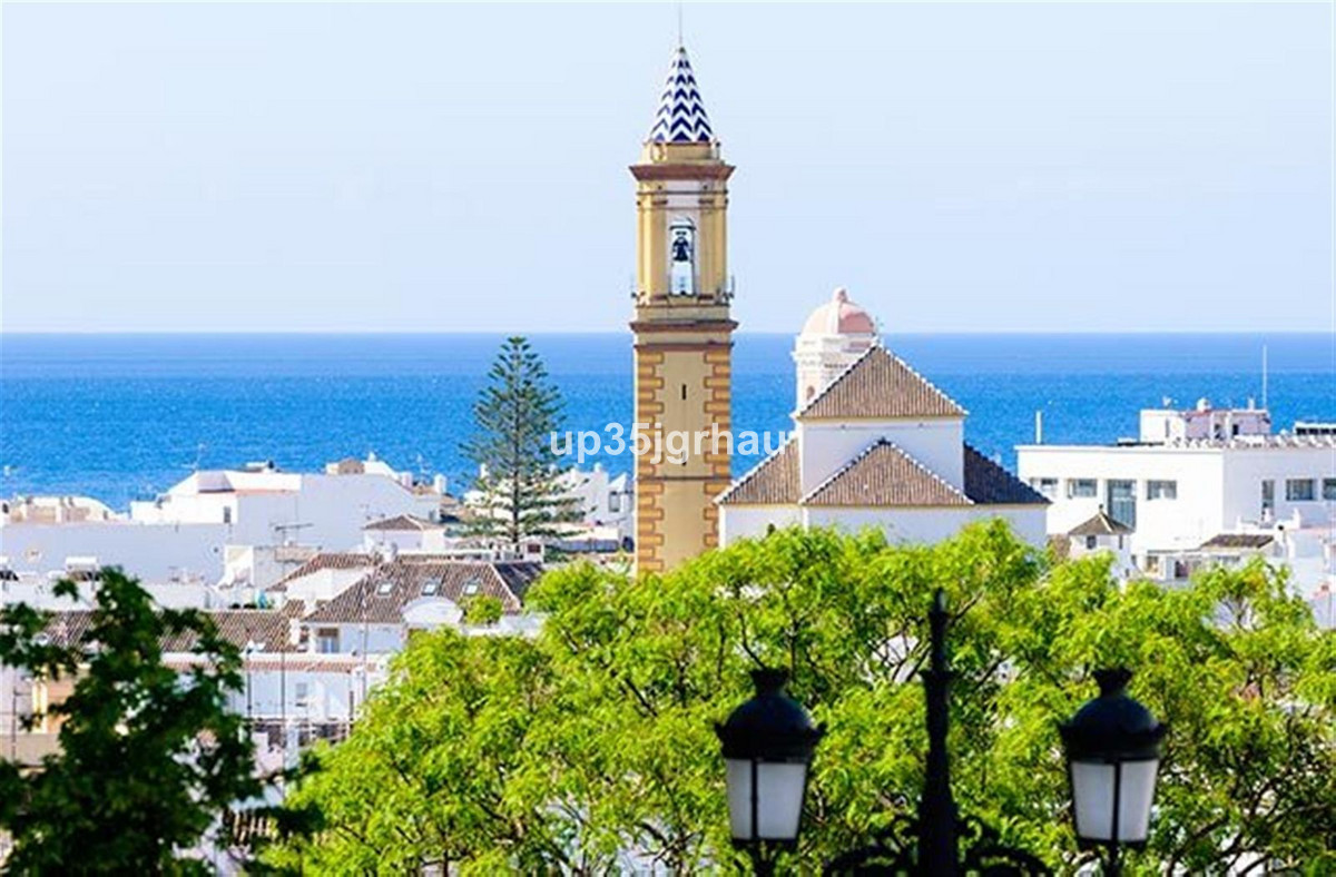 Huis te koop in Estepona | 5 slaapkamers H5160196