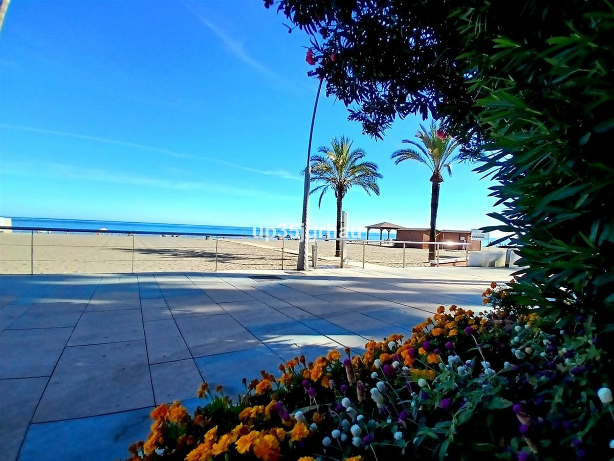 Huis te koop in Estepona | 5 slaapkamers H5160196