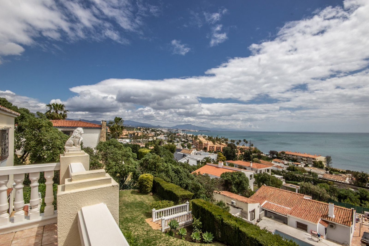 Huis te koop in Estepona | 4 slaapkamers H5160829