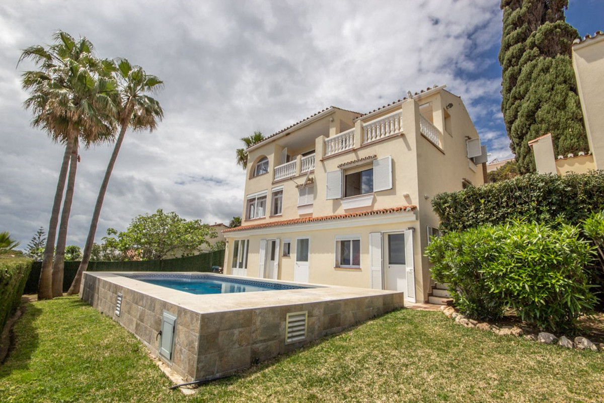 Huis te koop in Estepona | 4 slaapkamers H5160829