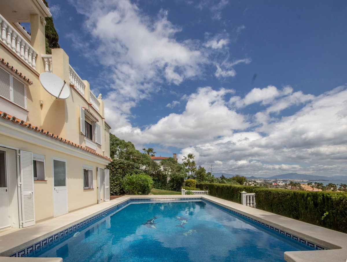 Huis te koop in Estepona | 4 slaapkamers H5160829