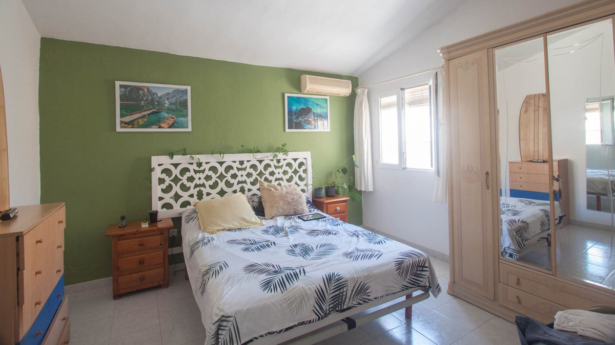 Huis te koop in Estepona | 4 slaapkamers H5160958