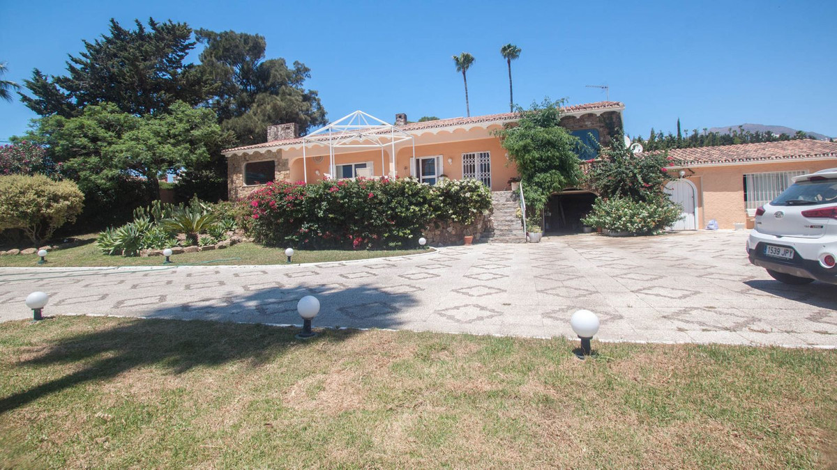 Huis te koop in Estepona | 4 slaapkamers H5160958