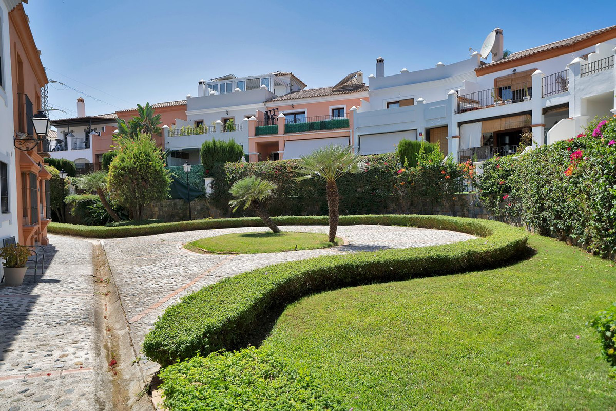 Huis te koop in Estepona | 4 slaapkamers H5181547