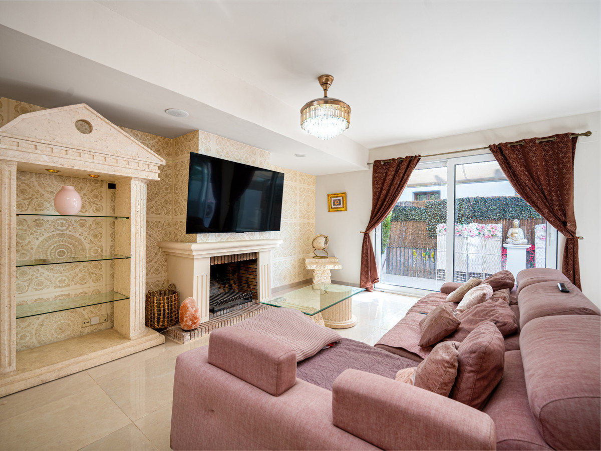 Huis te koop in Estepona | 4 slaapkamers H5181547