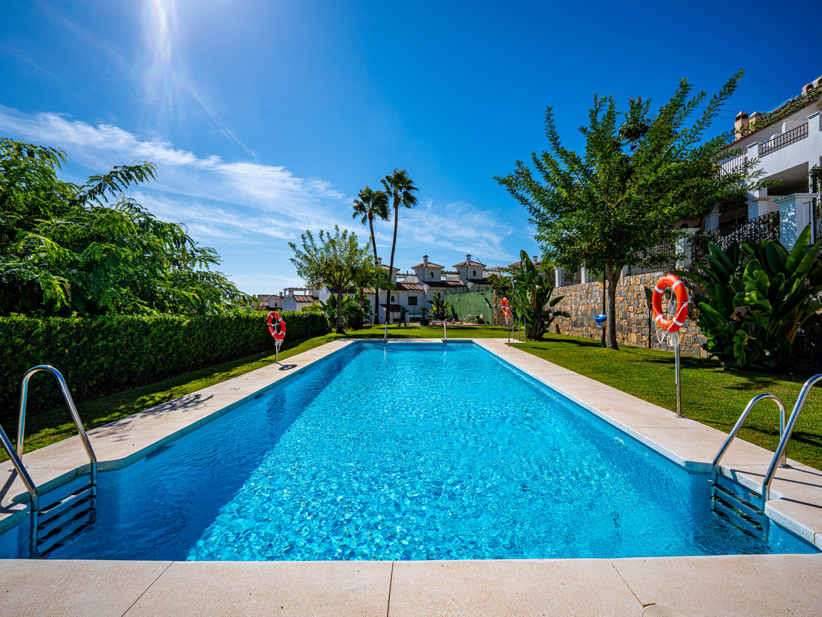 Huis te koop in Estepona | 4 slaapkamers H5181547