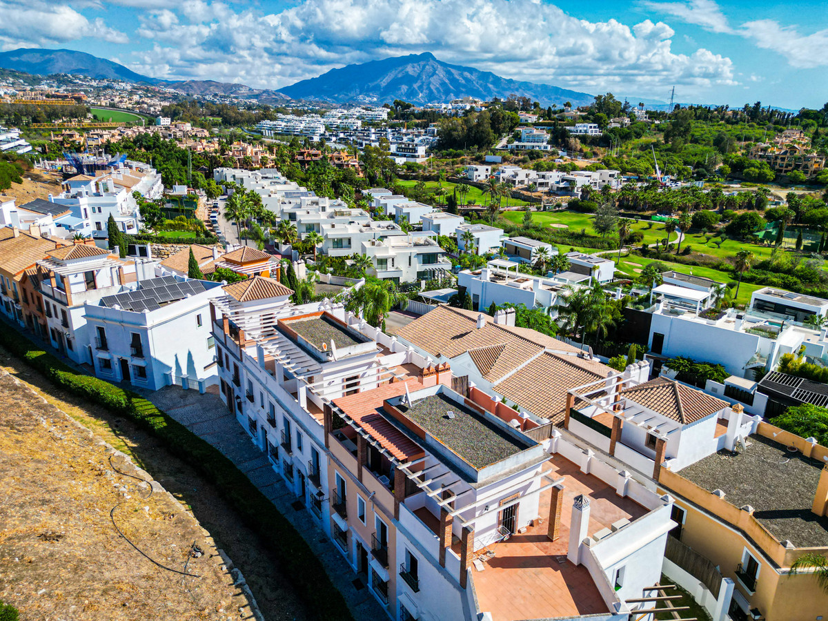 Huis te koop in Estepona | 4 slaapkamers H5181547
