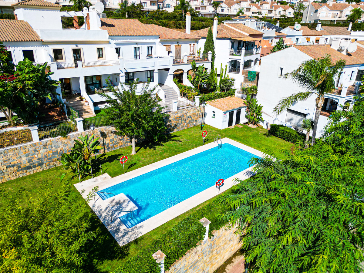 Huis te koop in Estepona | 4 slaapkamers H5181547