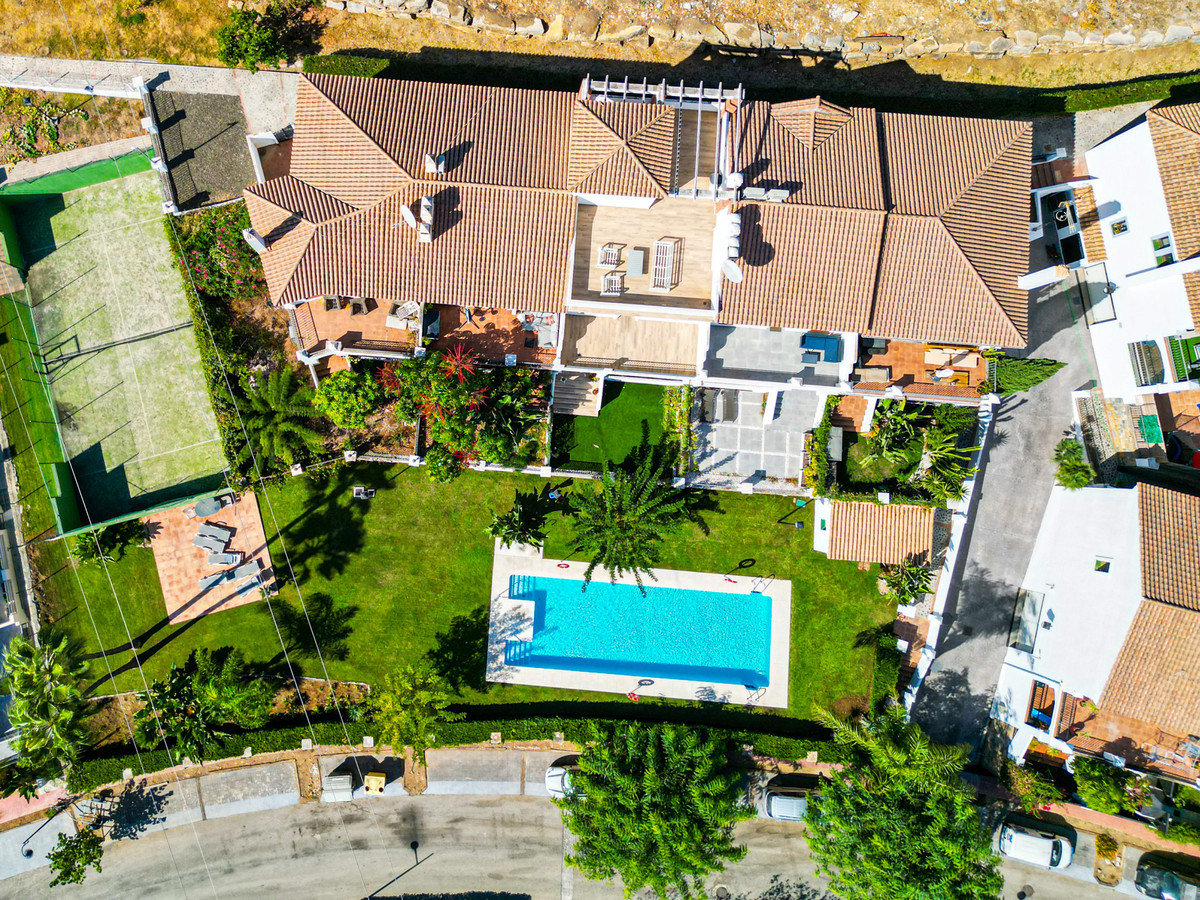 Huis te koop in Estepona | 4 slaapkamers H5181547