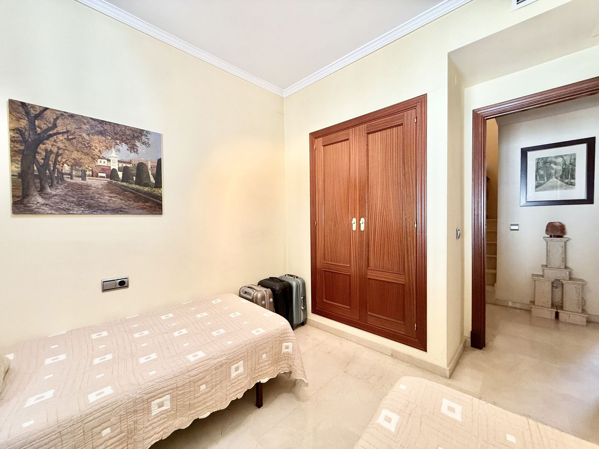 Huis te koop in Estepona | 4 slaapkamers H5189017