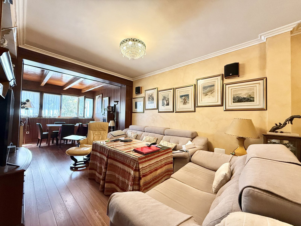 Huis te koop in Estepona | 4 slaapkamers H5189017