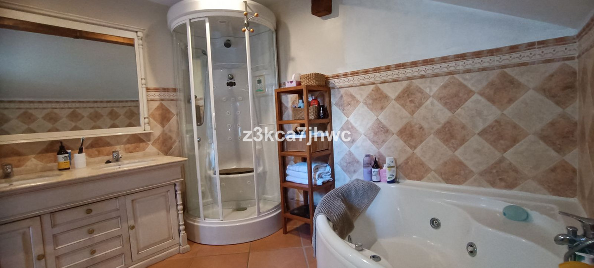 Property main view 33