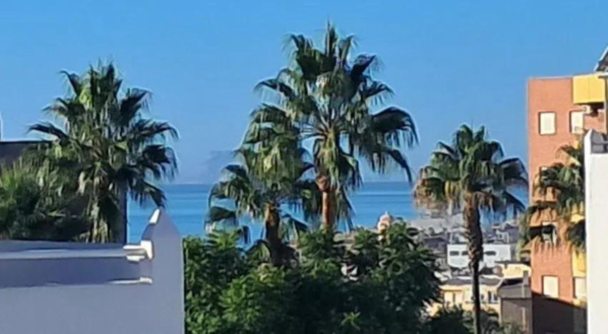 Huis te koop in Estepona | 4 slaapkamers H5200066