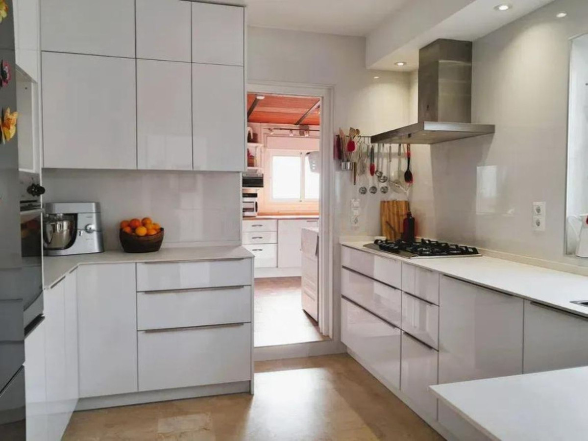 Huis te koop in Estepona | 4 slaapkamers H5200066
