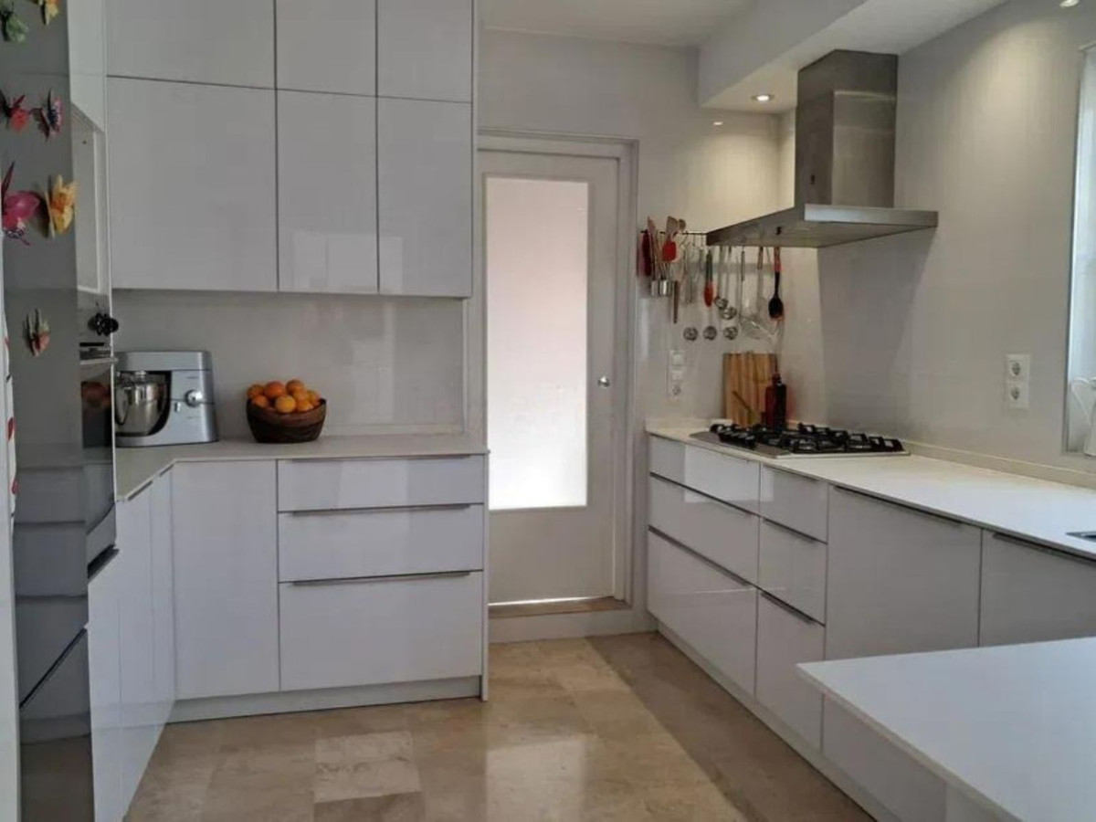 Huis te koop in Estepona | 4 slaapkamers H5200066