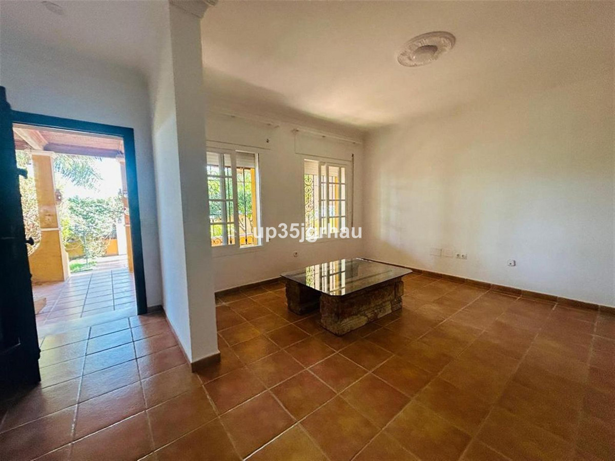 Huis te koop in Estepona | 3 slaapkamers H5218168