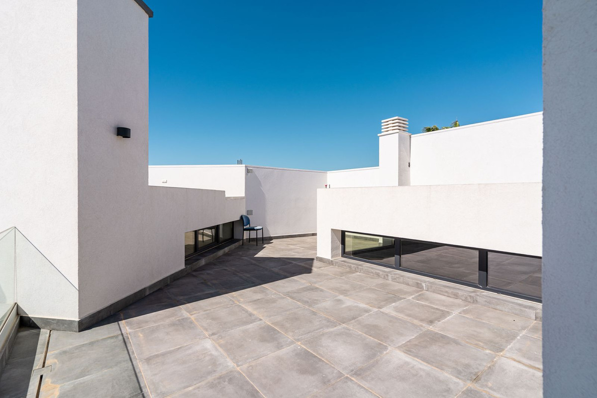 Huis te koop in Estepona | 3 slaapkamers H5221375