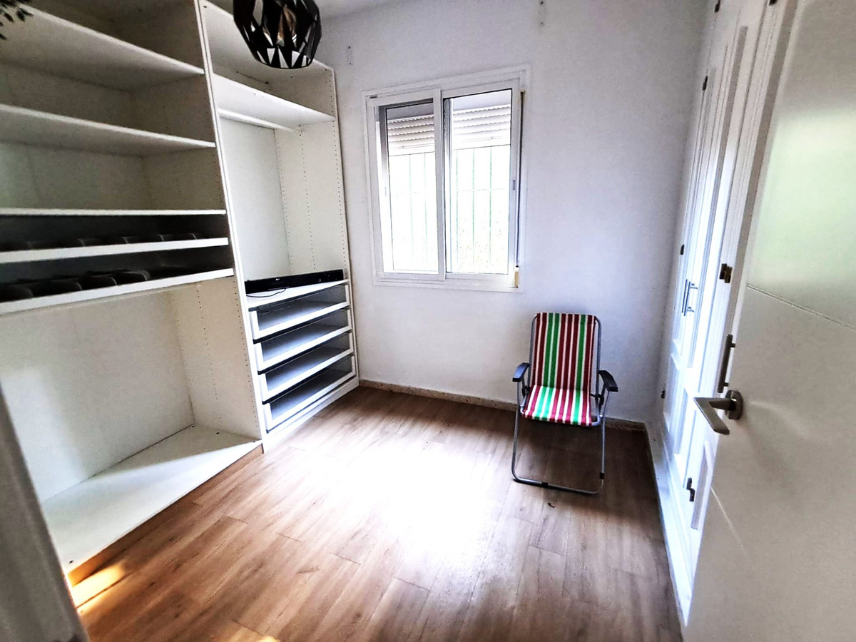 Huis te koop in Estepona | 5 slaapkamers H5229115