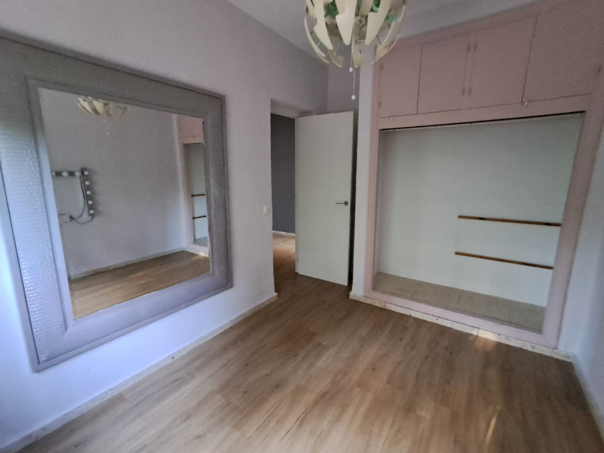 Huis te koop in Estepona | 5 slaapkamers H5229115