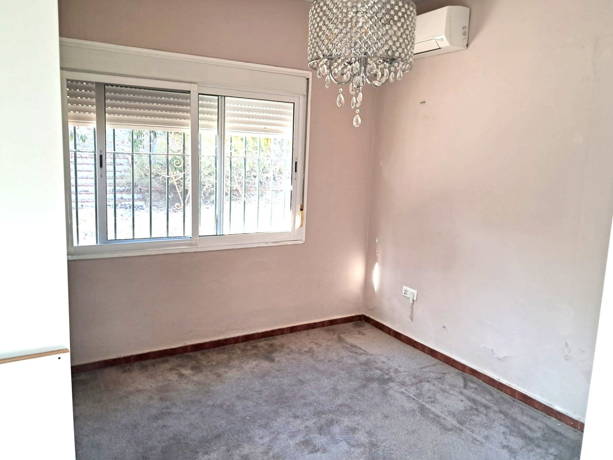 Huis te koop in Estepona | 5 slaapkamers H5229115