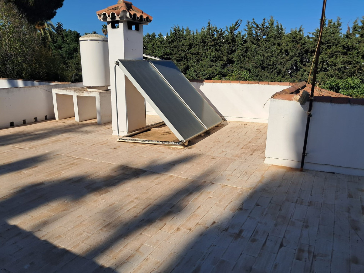 Huis te koop in Estepona | 5 slaapkamers H5229115