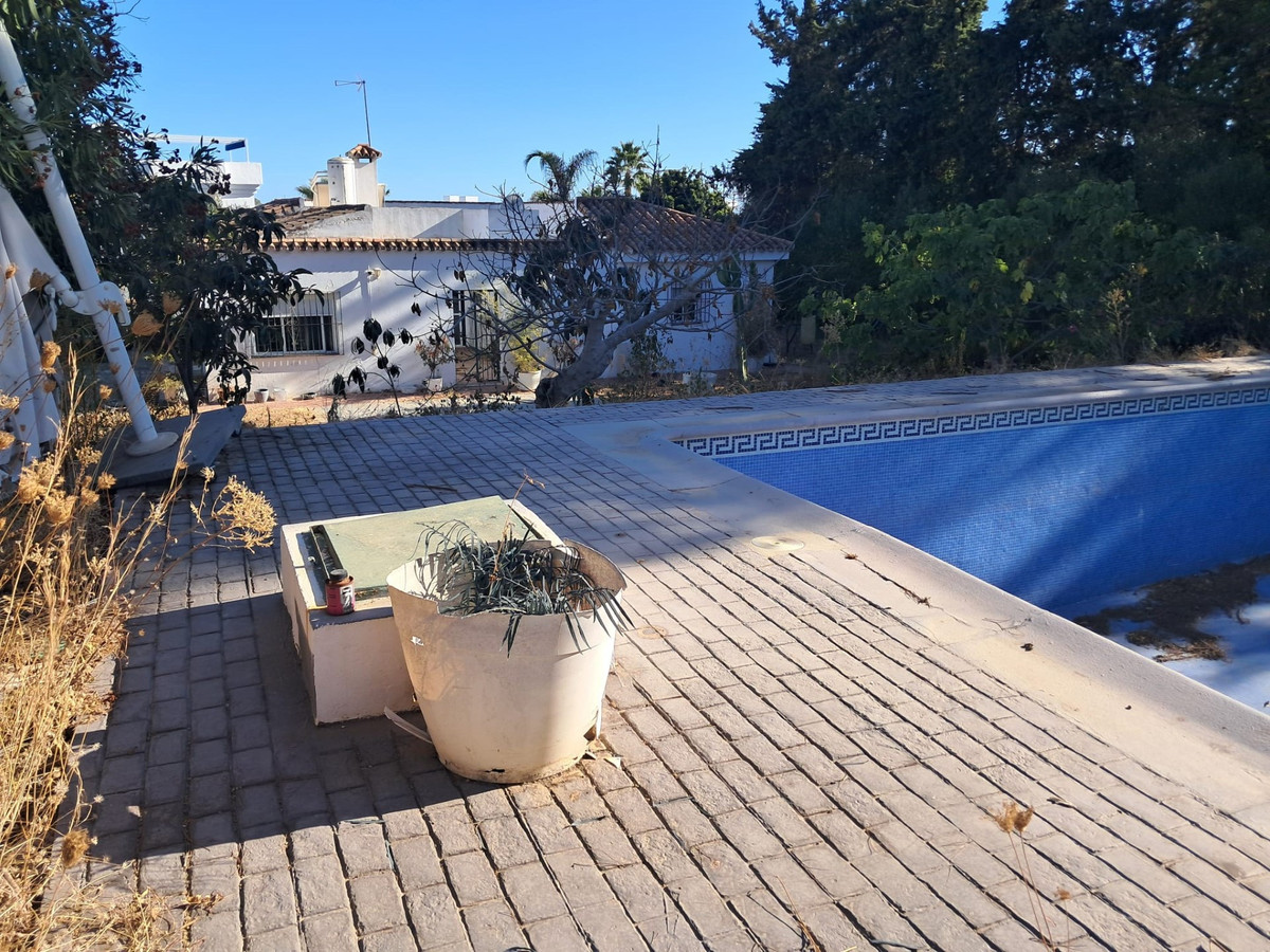 Huis te koop in Estepona | 5 slaapkamers H5229115