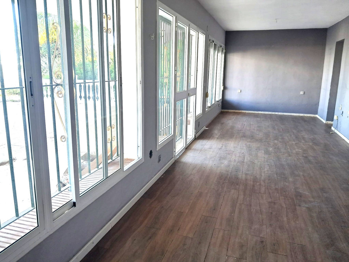 Huis te koop in Estepona | 5 slaapkamers H5229115