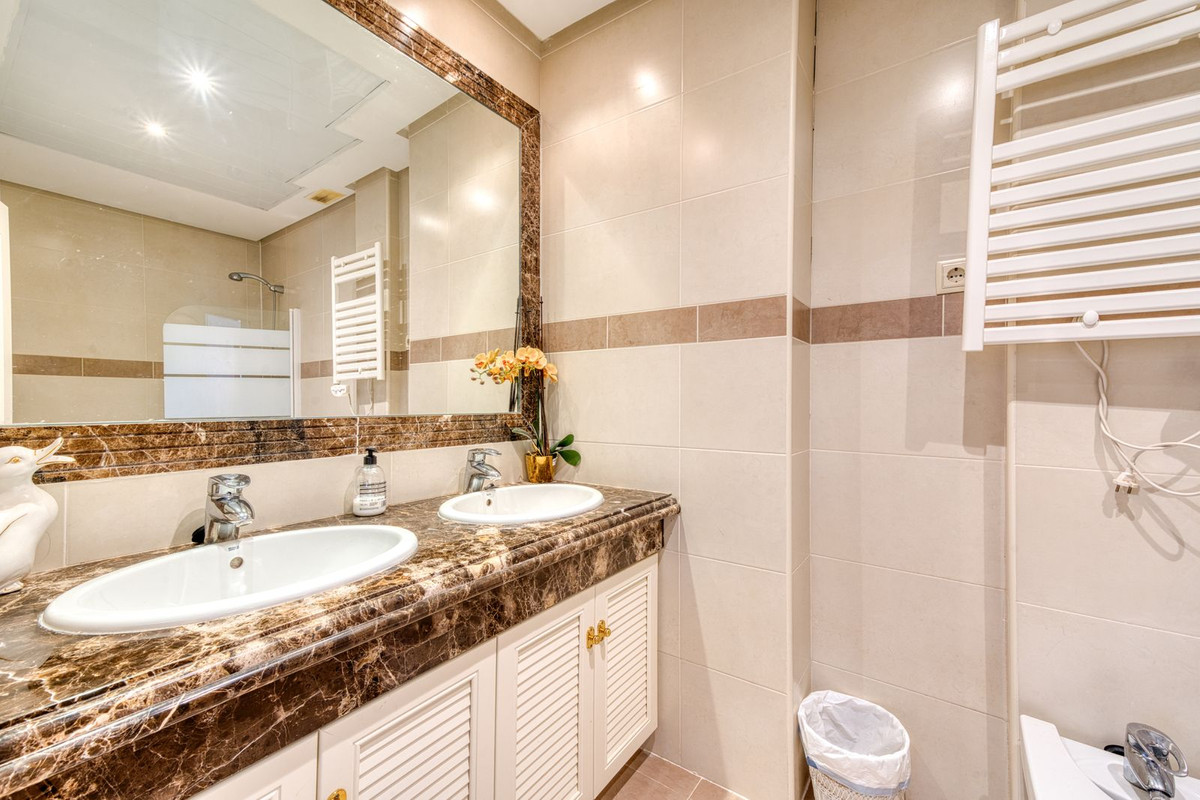 Huis te koop in Estepona | 3 slaapkamers H5234485