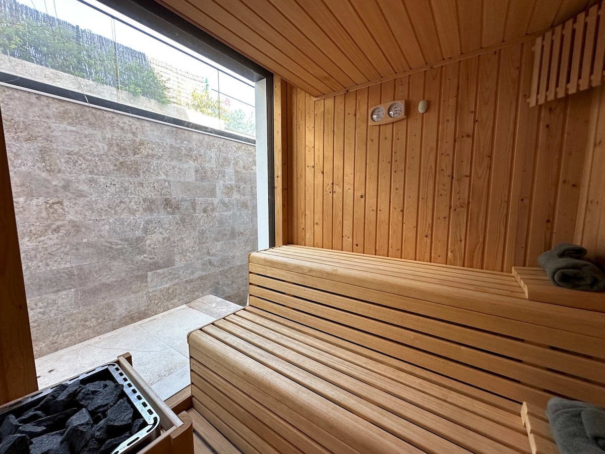 Property main view 33