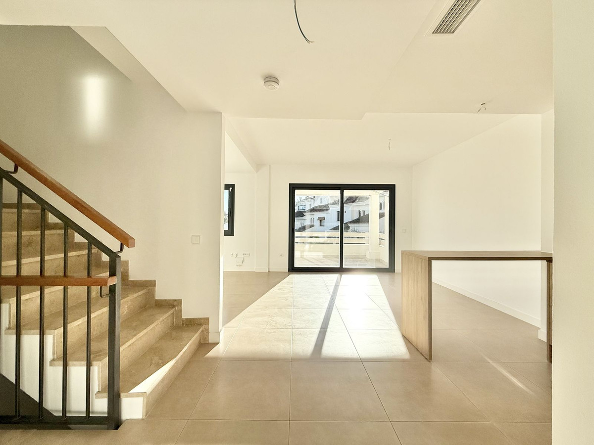 Huis te koop in Estepona | 3 slaapkamers H5255623